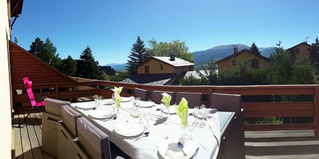 Residence Campredon - Decoration Typique - 25M2 De Terrasse Amenagee Plein Sud Avec Vue Panoramique - Internet - Jardin - Parking - Navette - Linge Et Menage En Options Payantes Font-Romeu-Odeillo-Via Exteriör bild